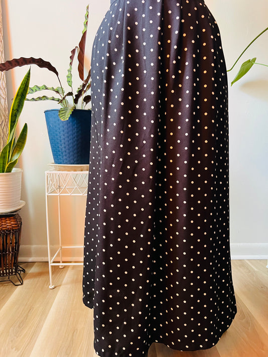 Black and White polka dots skirt with pockets